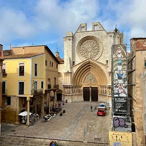 Apartamento Acogedor Enfrente De La Catedral, Tarragona